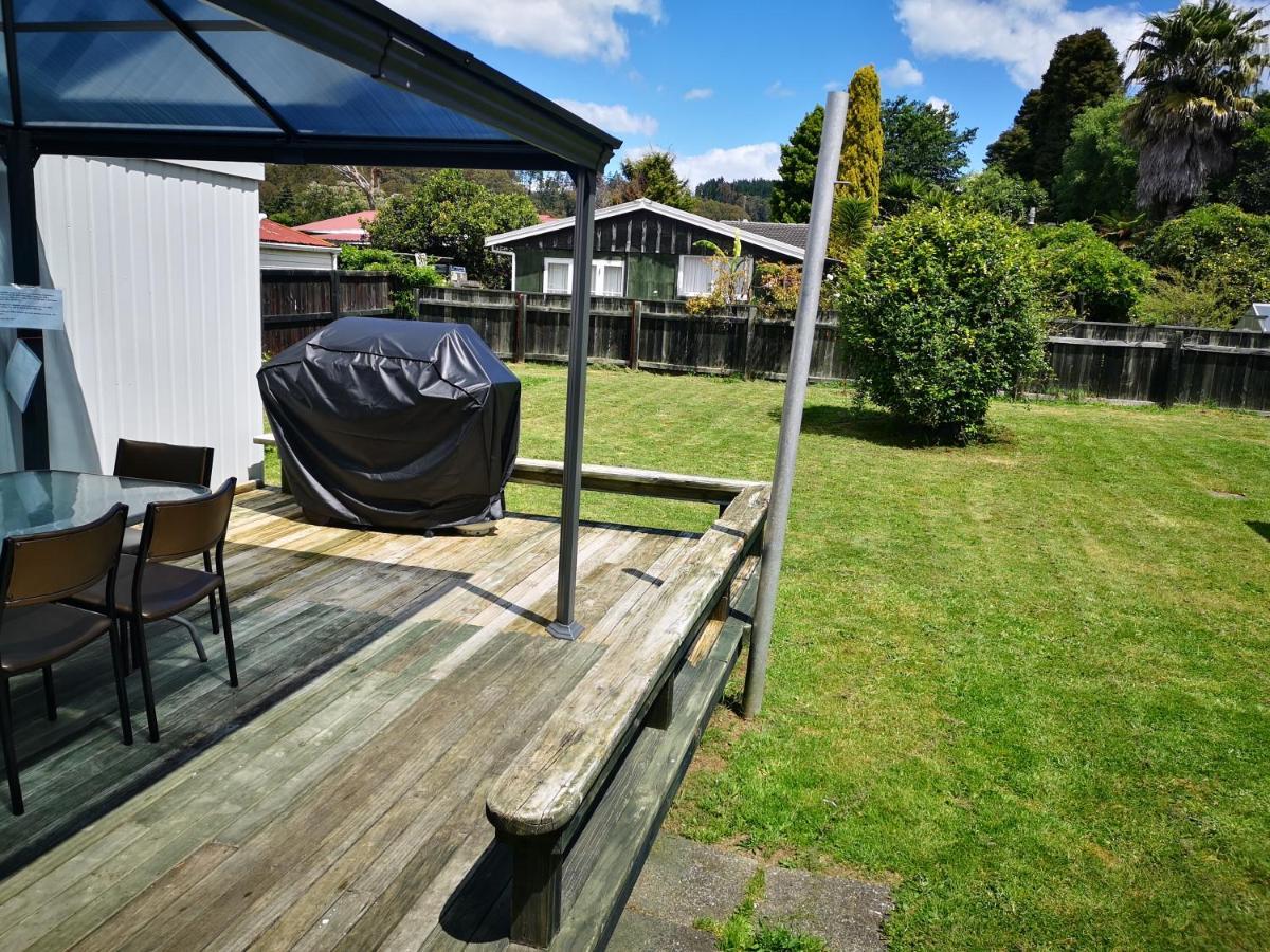Cheerful 4 Bedroom Holiday Home Rotorua Exterior foto